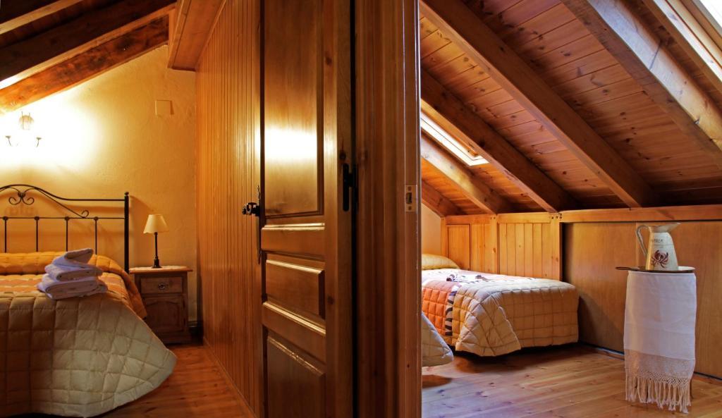 Apartaments La Llucana バルエラ 部屋 写真