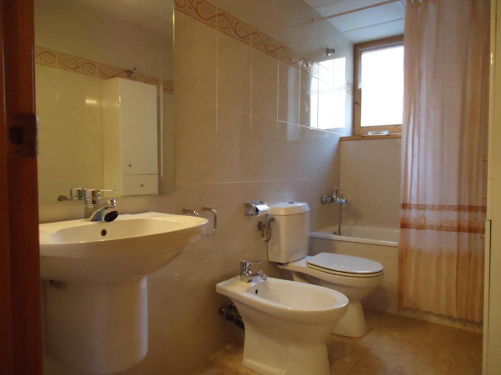 Apartaments La Llucana バルエラ エクステリア 写真