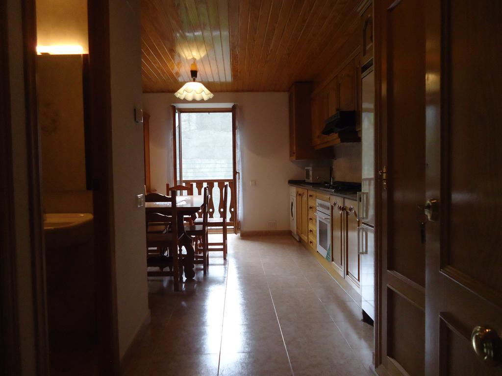 Apartaments La Llucana バルエラ エクステリア 写真