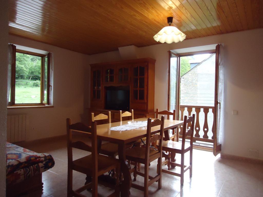 Apartaments La Llucana バルエラ エクステリア 写真